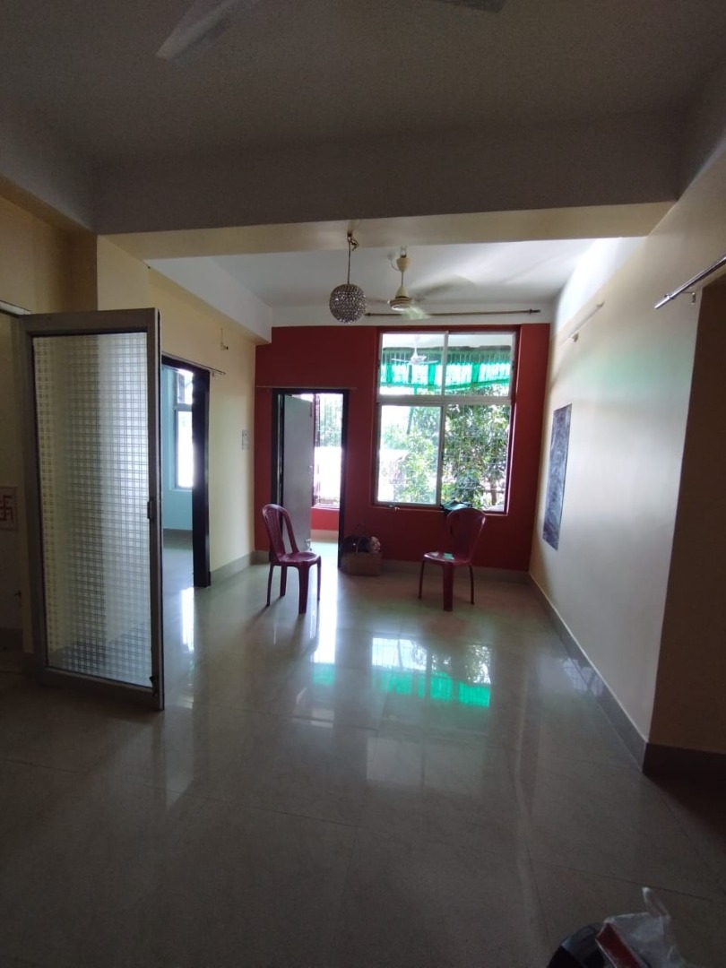 Unfurnished 3bhk in Vinayak Path, Mula Gabharu Path, Kahilipara, Guwahati, Assam, India for Rent
